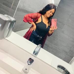 Meet your Posher, D'ayrra